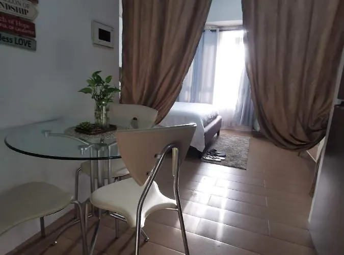 Cecillianplace150newport@pasay Apartment